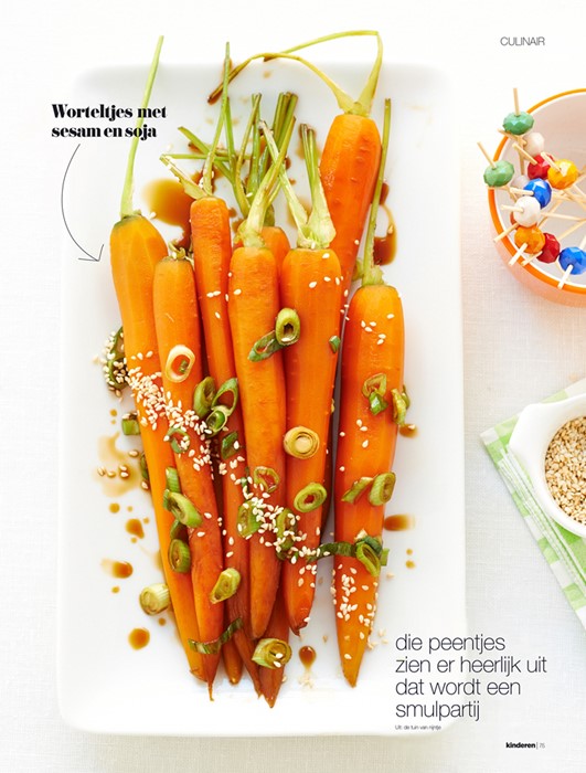 Foodfotografie wortels met sesam en soja in lichte sfeer - bekijk ons portfolio