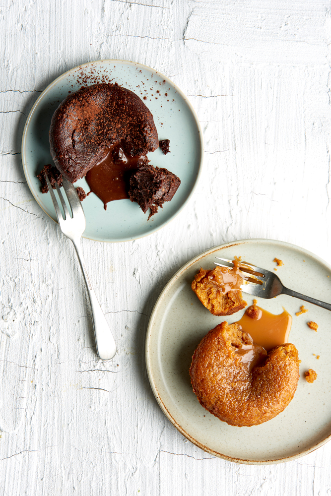 Food fotografie lavacakes op bordjes
