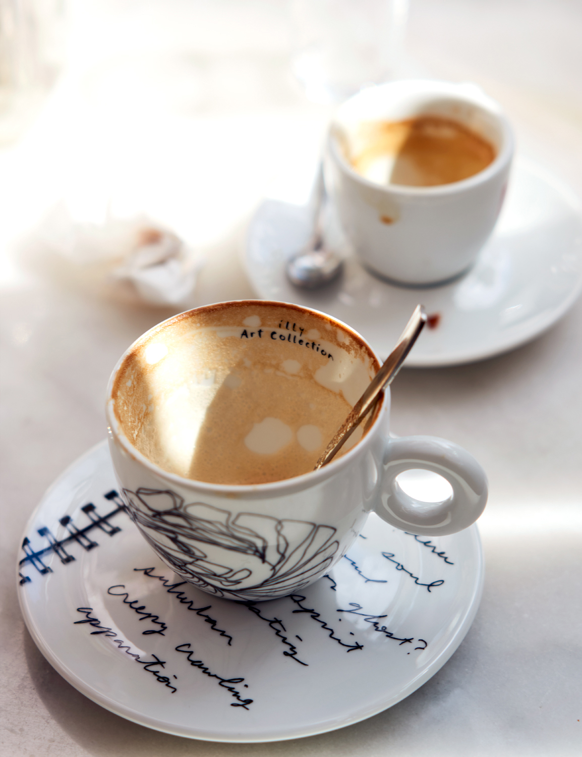 Food fotografie van koffiekopjes met mooie lichtinval