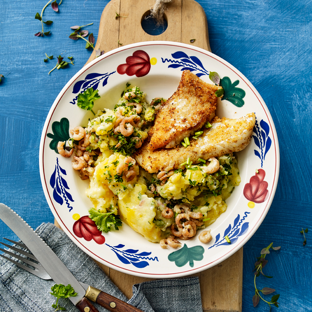 Food Fotografie koolraapstamppot met garnalen