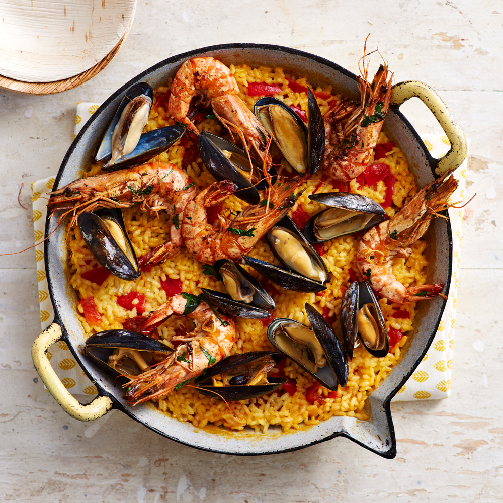 Food fotografie Paella in lichte sfeer