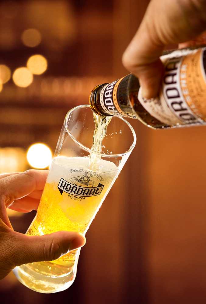 Reclamefotografie Kordaat bier inschenkmoment