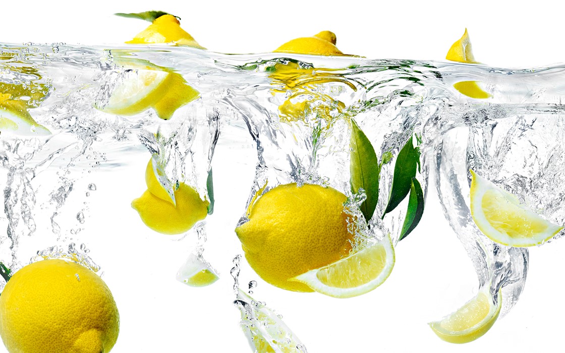 Reclamefotografie citroenen onder water